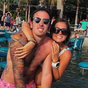 Meet your Posher, Carlina